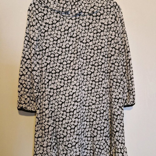 Mini dress Zara new with frill collar and black detail