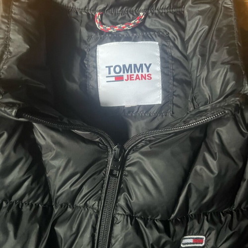 Tommy Hilfiger jacket small like new, black