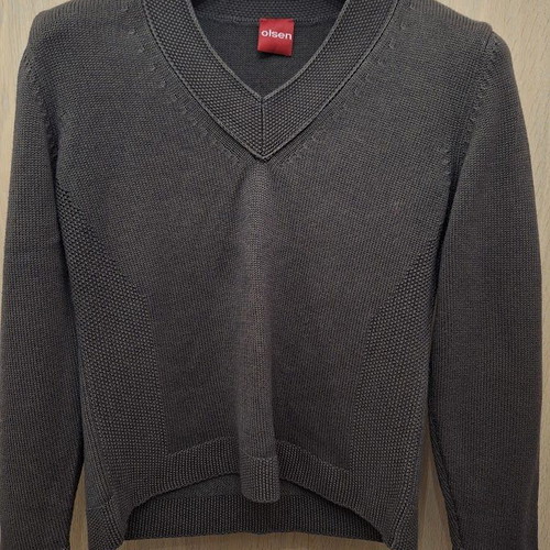 Olsen knitted V sweater grey size S like new