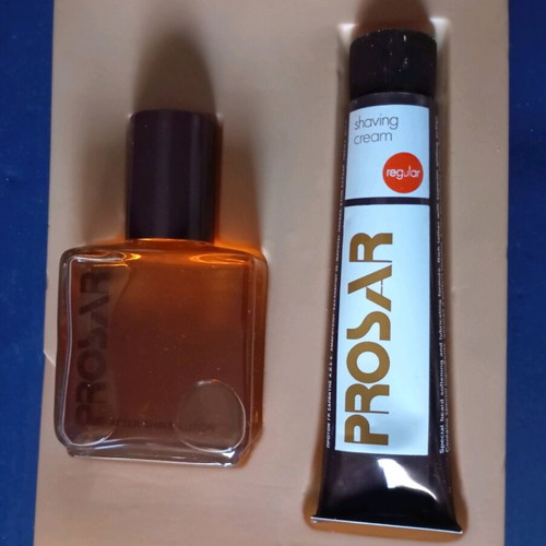 Prosar gift set with aftershave and shaving cream like new, 80s