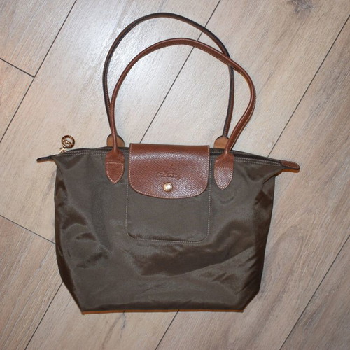 Longchamp hand bag used, green