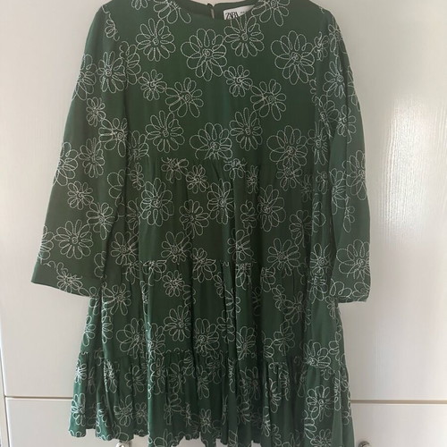 Zara green short dress like new, size M