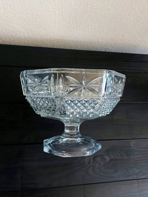 Old crystal fruit bowl