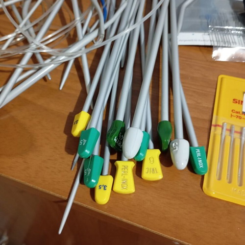 Sewing and embroidery supplies used, complete set