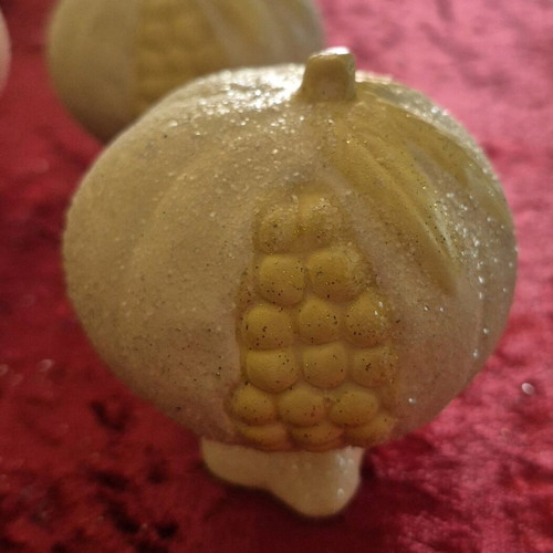 Ceramic decorations like new, set of 4 pieces