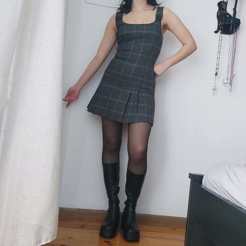 Elements by Kenvelo gray plaid mini pleated dress size XS like new