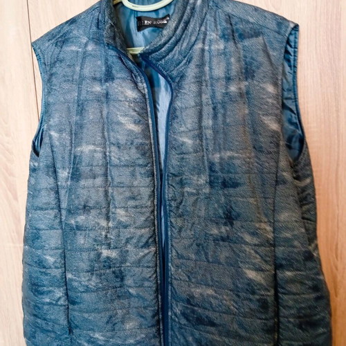 Celestino women's sleeveless jacket like new, blue, XL
