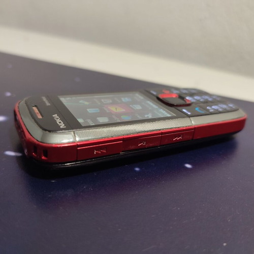 Nokia XpressMusic τηλέφωνο μεταχειρισμένο, σπασμένο τζαμάκι κάμερας, με φορτιστή