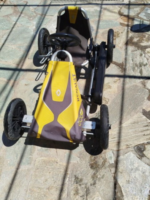Renault Eco 2 αυτοκινητάκι μεταχειρισμένο με ρυθμιζόμενο κάθισμα και χειρόφρενο