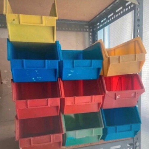 Plastic small organization shelves used, pack of 4