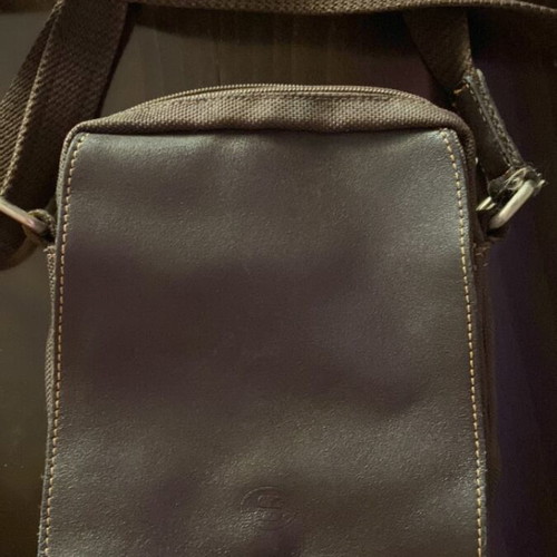 Sabrina leather crossbody bag like new, brown, 4 compartments