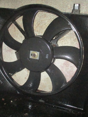 Car radiator from Hyundai Accent SE used with fan