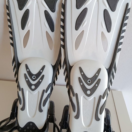 Crane fins size 35-38 like new