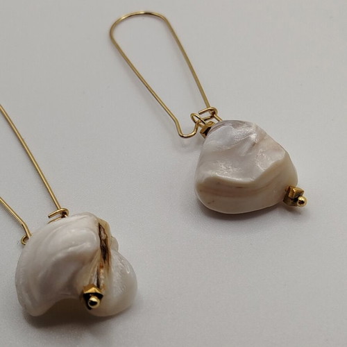 Handmade earrings with coral and stainless steel, new, beige and gold