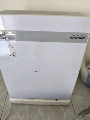 Toyotomi dehumidifier used