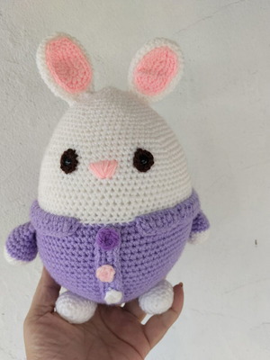 Χειροποίητο amigurumi κουνελάκι σε σχήμα αυγού καινούργιο