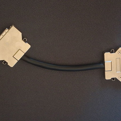 Adaptec AVA-2904 PCI SCSI Controller card like new with cables