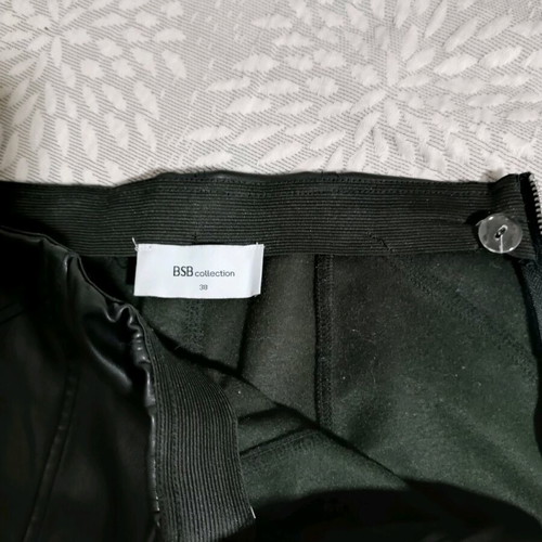 BSB black pants size M like new