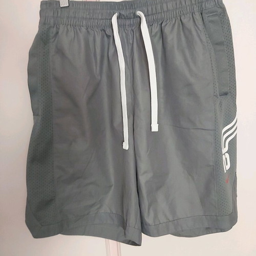 Nike Kyrie Irving sports shorts like new, size Medium, gray