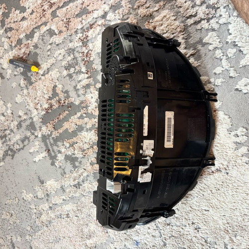 Mercedes W204 C-Class 2007–2011 pre facelift dashboard like new