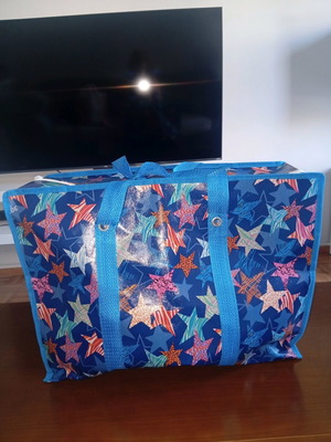 Large multipurpose bag like new with star pattern