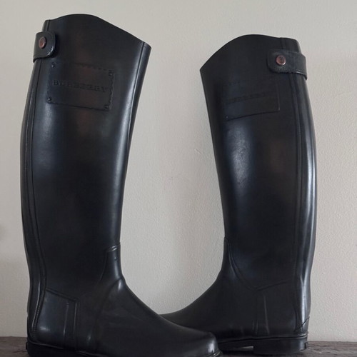 Burberry wellington boots like new, size 39, black