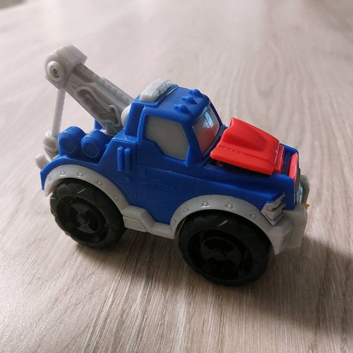Play-Doh Tow Truck like new toy tow truck