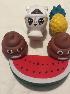 Squeezy toy set of 5 pieces with watermelon and pineapple