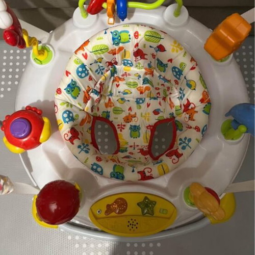 Jumpero baby jumper with detachable toys like new