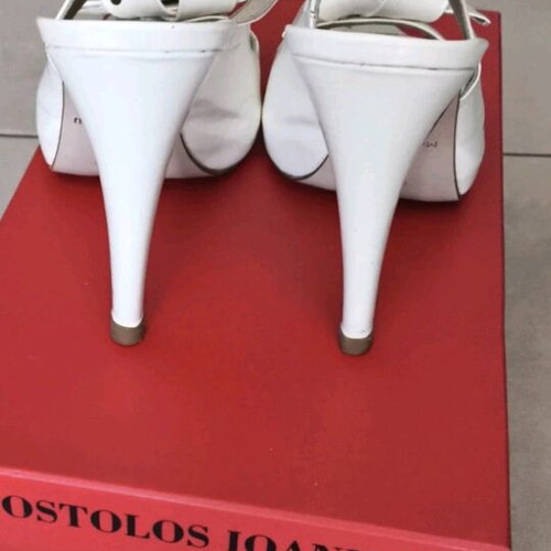 Apostolos Ioannou sandals used, white patent leather, size 37