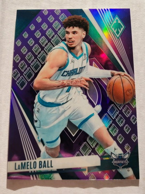 2023-24 Panini Phoenix LaMelo Ball #140 Purple card like new