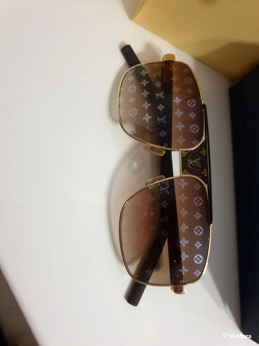 LOUIS VUITTON Monogram Pacific Sunglasses Z2338E Gold 421112