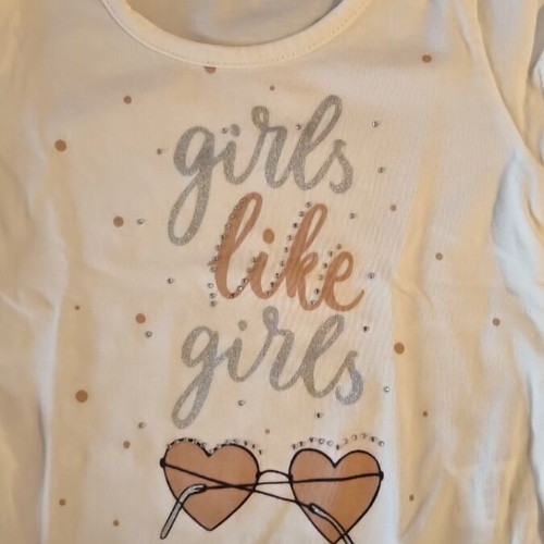 Baby clothing set like new for 18-24 months