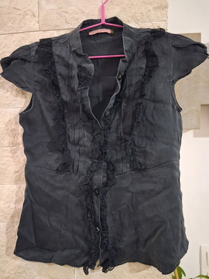 Silk women's shirt milk & honey medium, like new, black