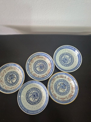 Chinese sushi plates set like new