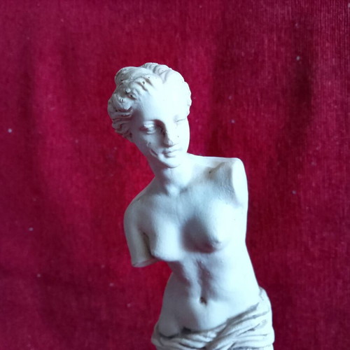 Aphrodite statue 1970-80 used, marble powder collectible