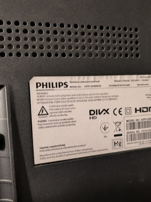 Philips 42 PFL5008 Full HD TV used, wall mount only
