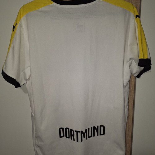 Borussia Dortmund third kit t-shirt 2015-16 men's size M used
