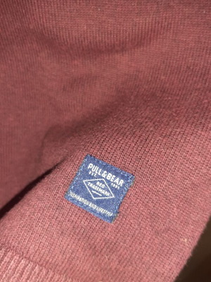 Pull & Bear sweater size M like new, red