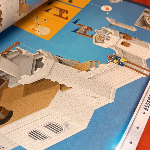 Playmobil magazines used, instructions, set of 2