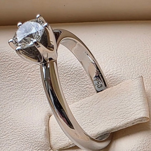Solitaire ring white gold K18 new with 0.60cts diamond