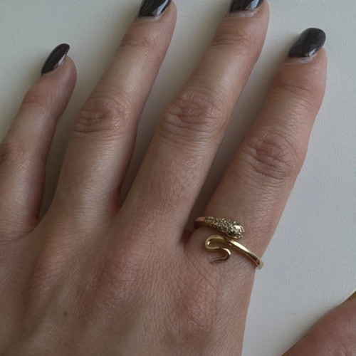 Ring like new, gold color