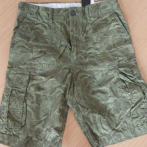 Cargo shorts L.O.G.G. khaki with palm print, like new, size 12 years