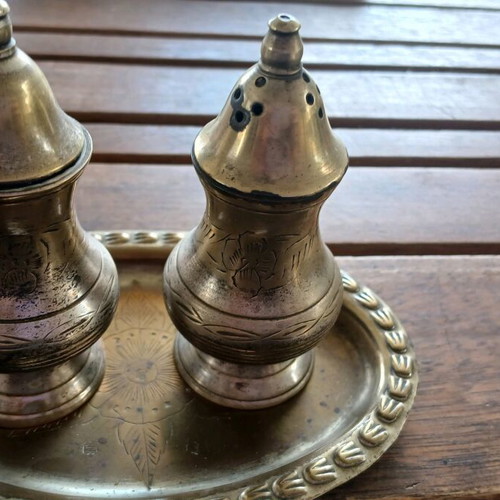 Salt and pepper silver plated like new