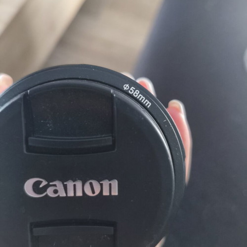 Canon EF 50mm f/1.4 USM lens like new, prime for portraits