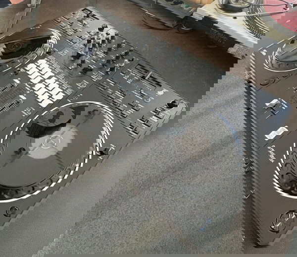 Pioneer DDJ-REV5 + UDG Hardcase | Καινούργιο