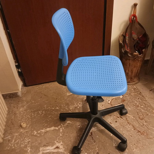 IKEA children's office chair like new