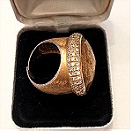  Πανέμορφο ασημένιο δαχτυλίδι 925 από Alloy και 0.10-micron χρυσό! Νούμερο 56. Πληρωμή μέσω Vendora.