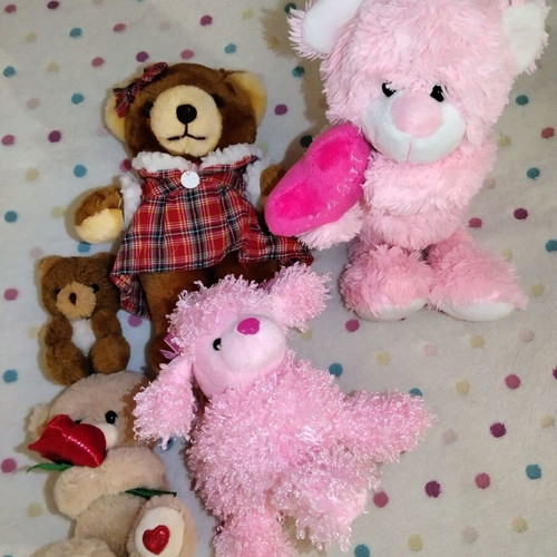 Stuffed toys used, pack for girls