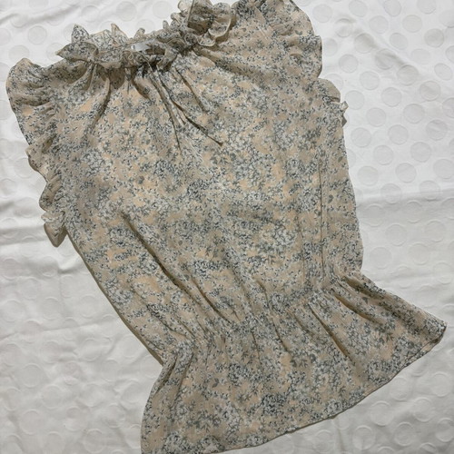 Mango floral sleeveless blouse size S, like new, beige